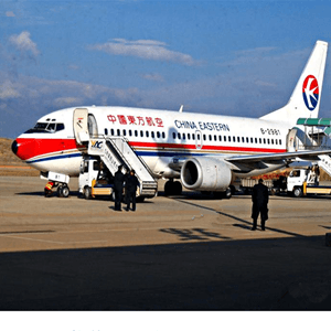 甘南夏河机场物流航空快运业稳步发展的原因是什么？